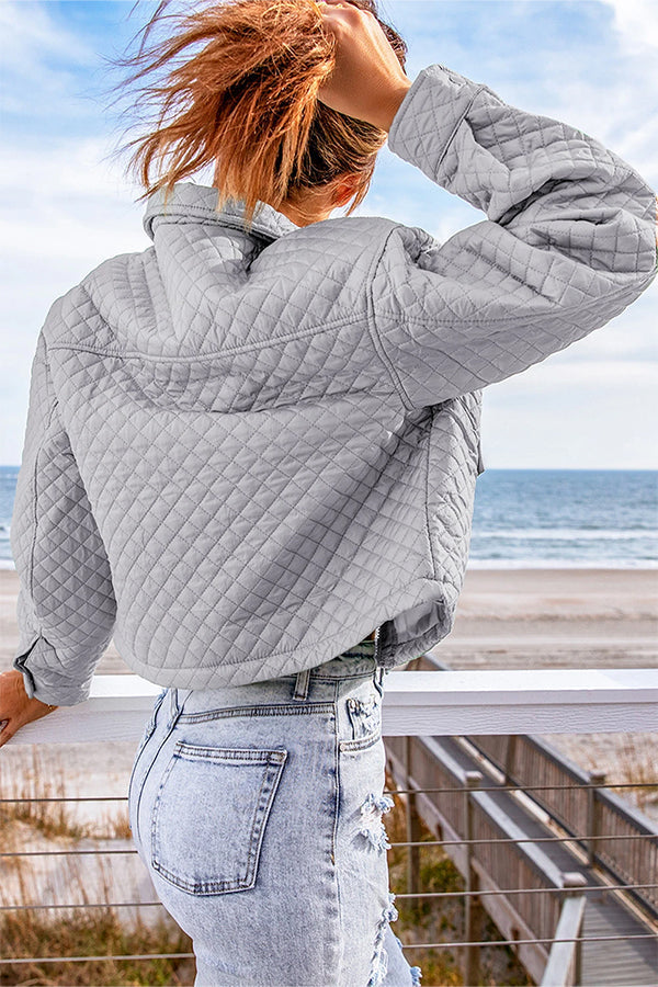 Quilted jacket with pockets and zip