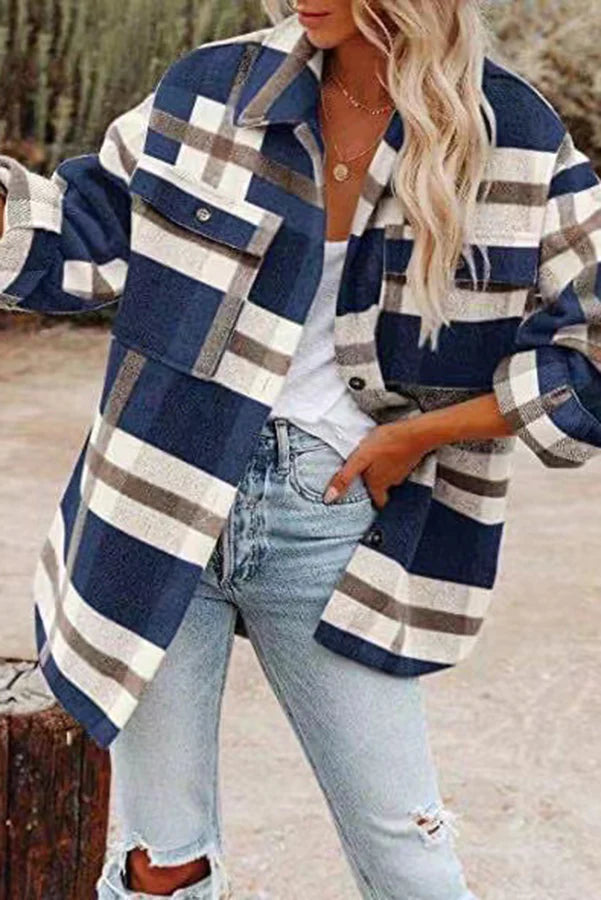 Checkered jacket with pockets for women