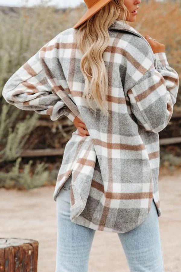Checkered jacket with pockets for women
