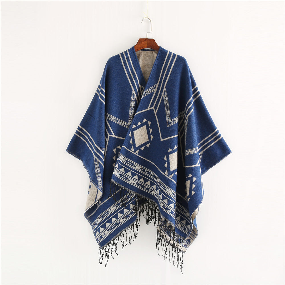 Unisex Ethno-Poncho made of soft knit with fringes and geometric pattern