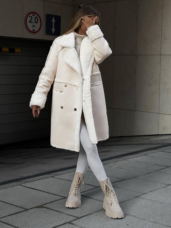 Longer coat with faux Fur