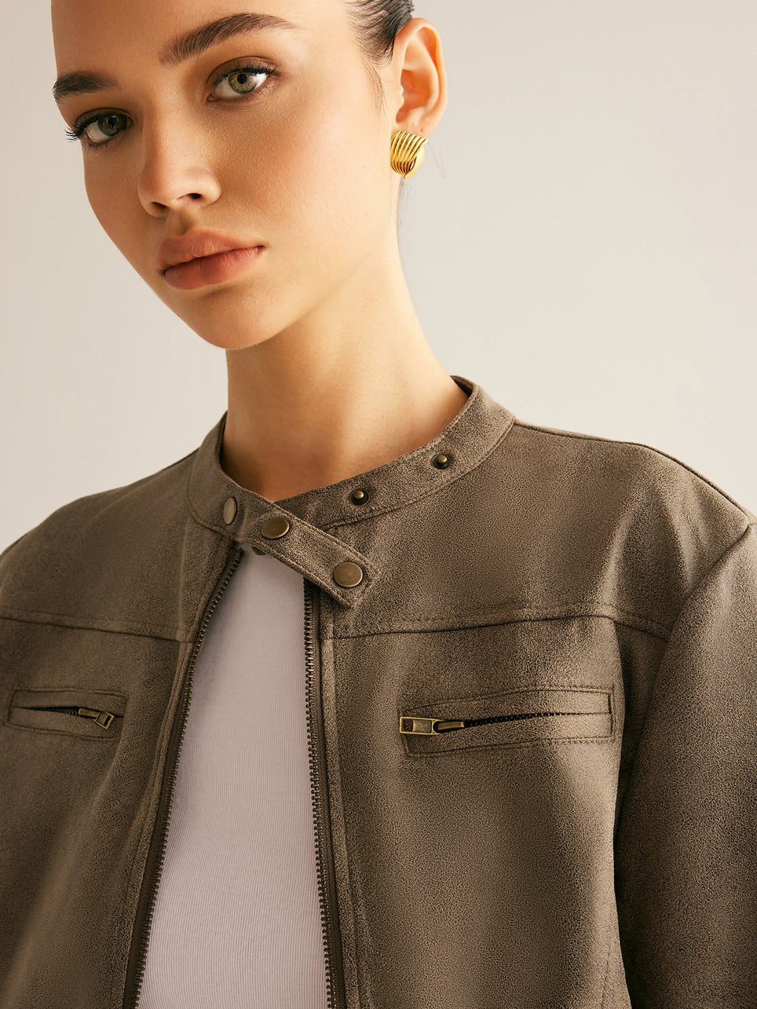 Button collar zip jacket