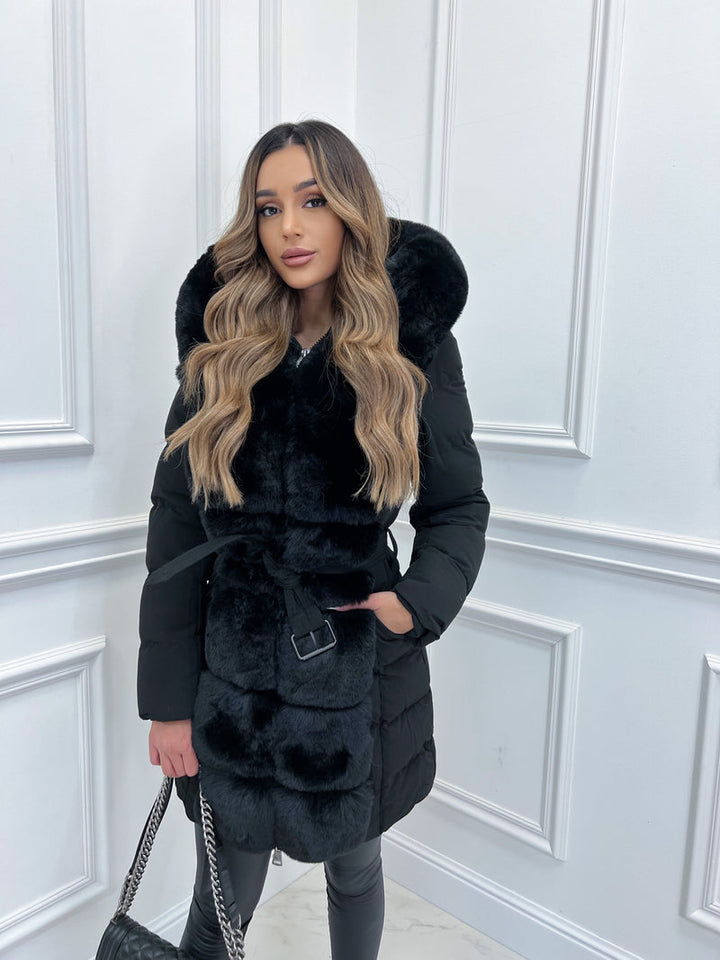 Stylish hooded jacket with Belt