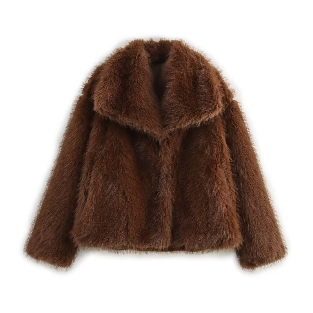 Women short cut boxy faux fur coat with shawl collar