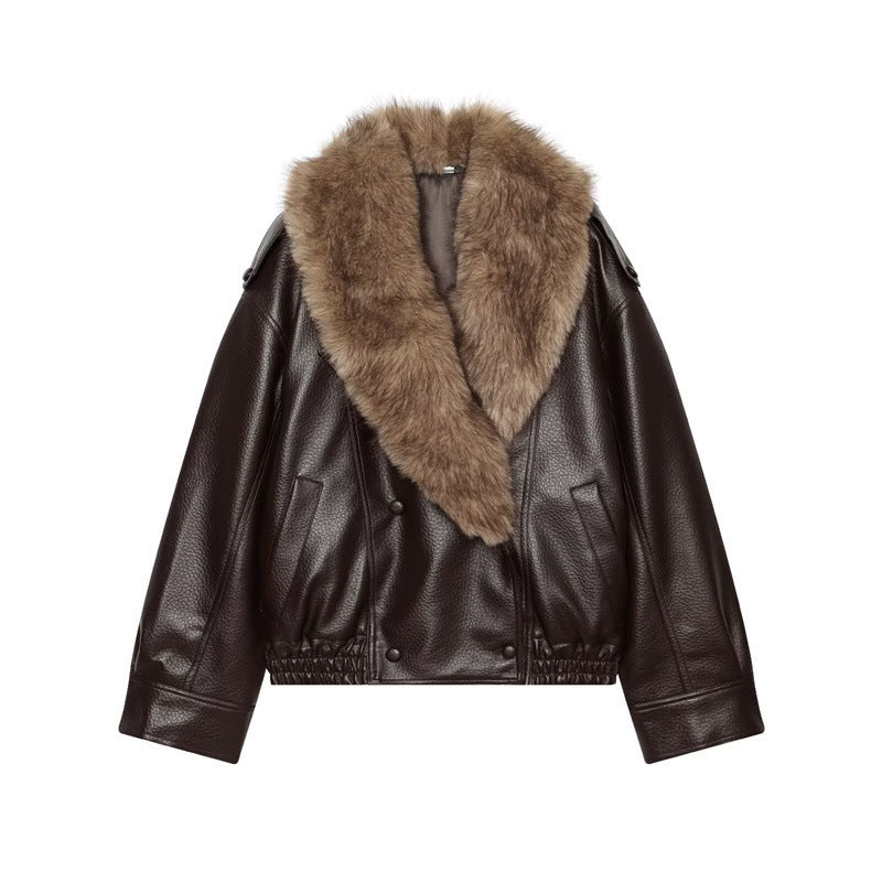Women’s short-cut leather jacket with full fur collar and elastic hem