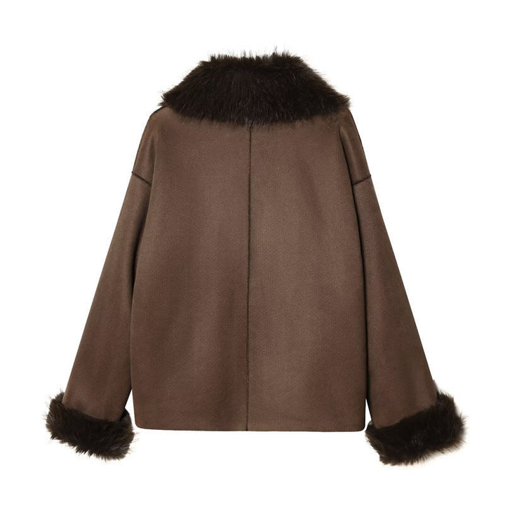 Women’s short jacket in lambskin look with voluminous fur collar and shortened sleeves