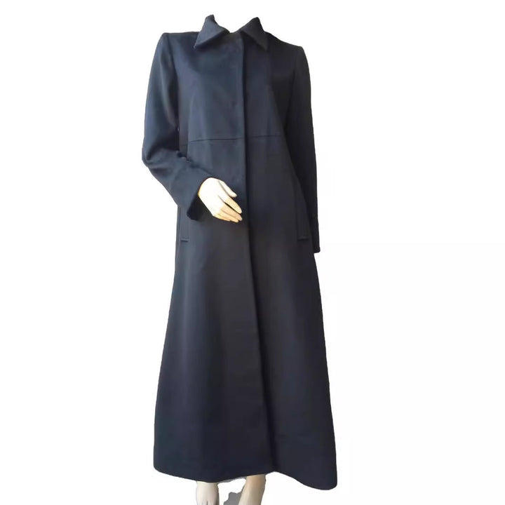 Ladies Floor-Length Single-Breasted Coat with Split and Tailored Silhouette