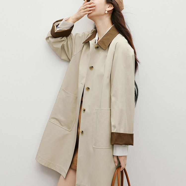 Ladies Fashionable Transitional Jacket with Contrast Collar