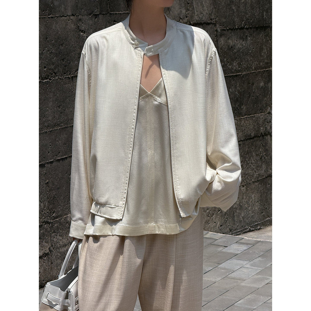 Women’s Lightweight and Elegant Transition Jacket