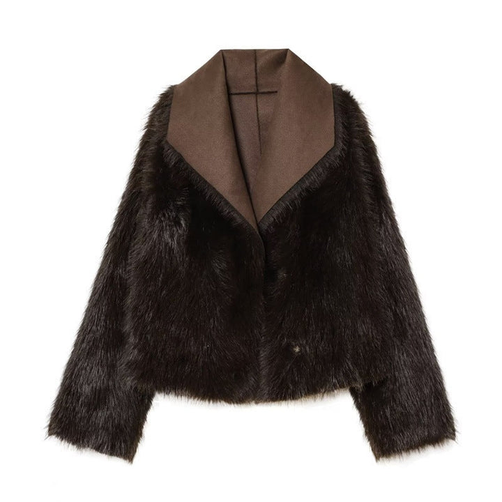 Women’s short jacket in lambskin look with voluminous fur collar and shortened sleeves