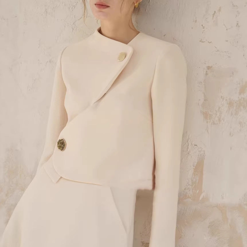Ladies Elegant cropped blazer jacket with asymmetric cut
