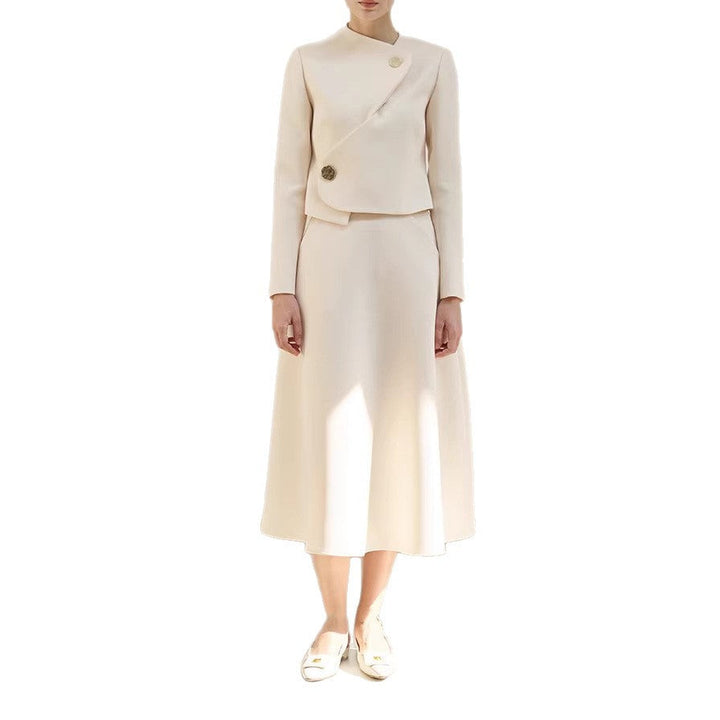 Ladies Elegant cropped blazer jacket with asymmetric cut