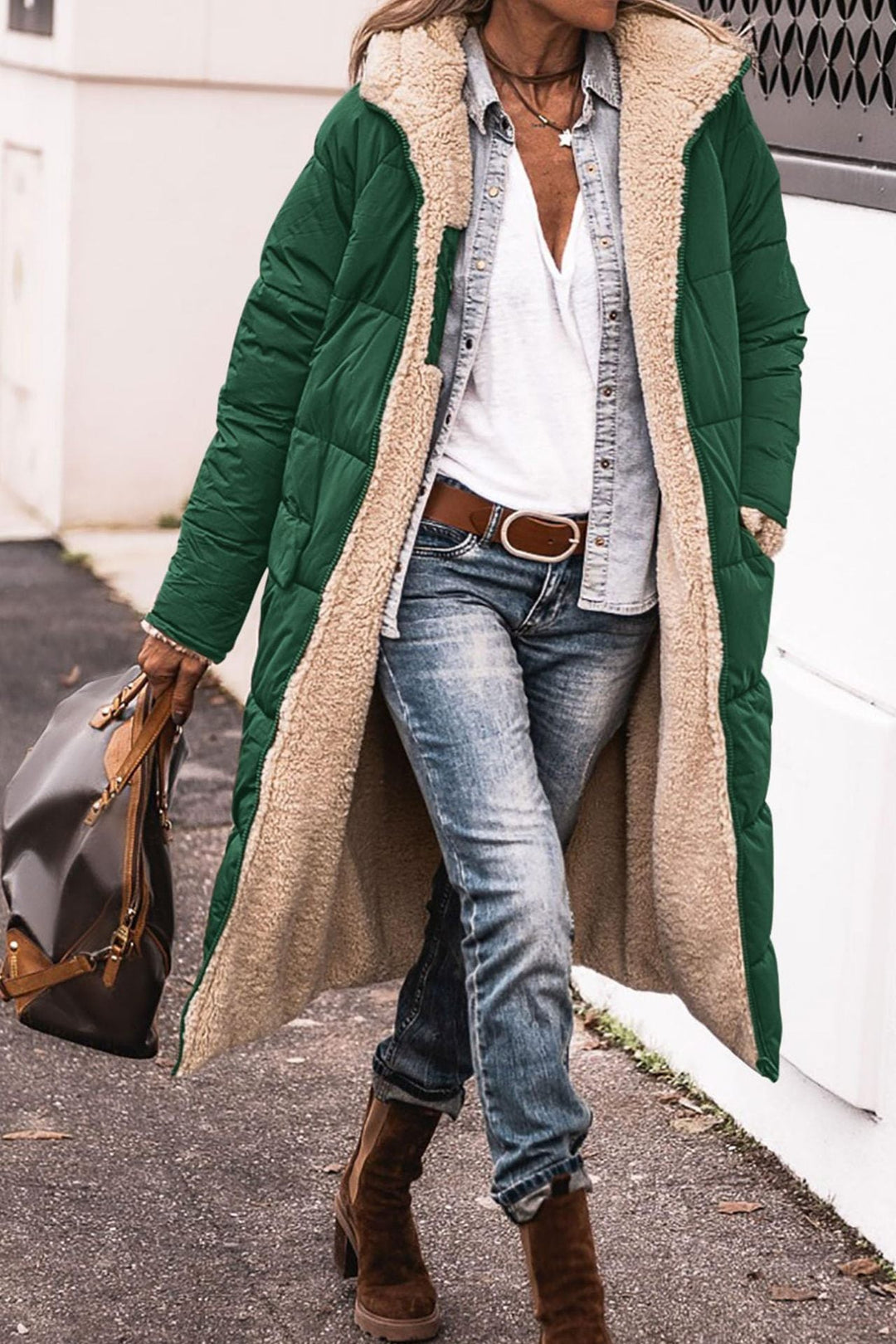 Women quilted jacket with stand-up collar and patch pockets