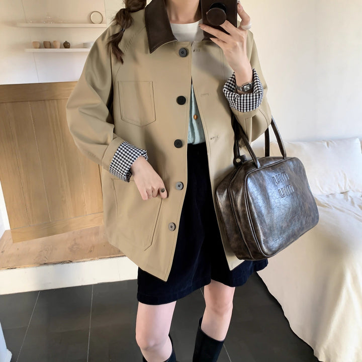 Women Lightweight Oversized Transition Jacket with Contrast Collar and Checkered Sleeve Hem