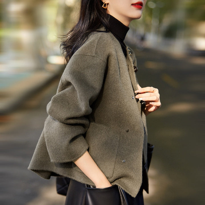 Women Elegant Wool Jacket with Buttons