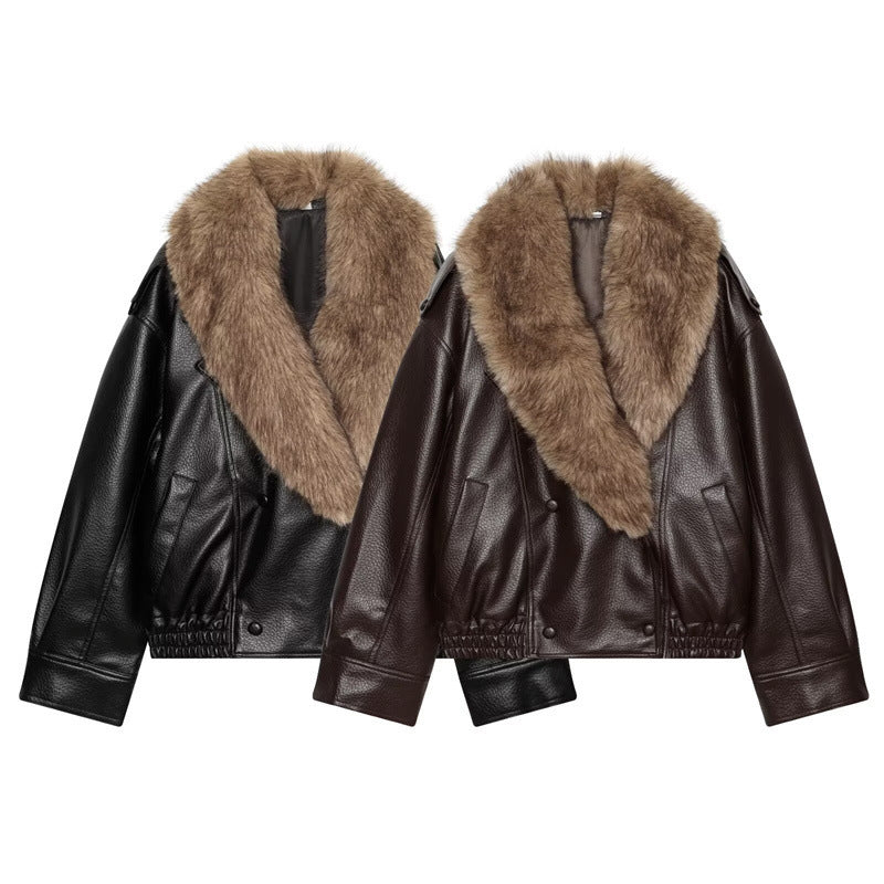 Women’s short-cut leather jacket with full fur collar and elastic hem
