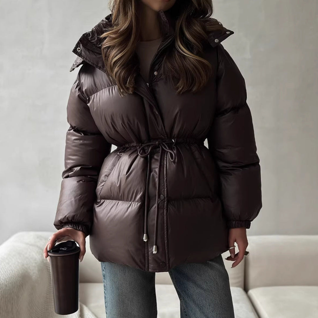 Women’s quilted down jacket with fitted drawstring and hood