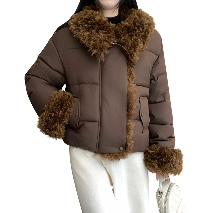 Women nan short oversized puffer jacket with teddy lining, lapel collar and buckle closure