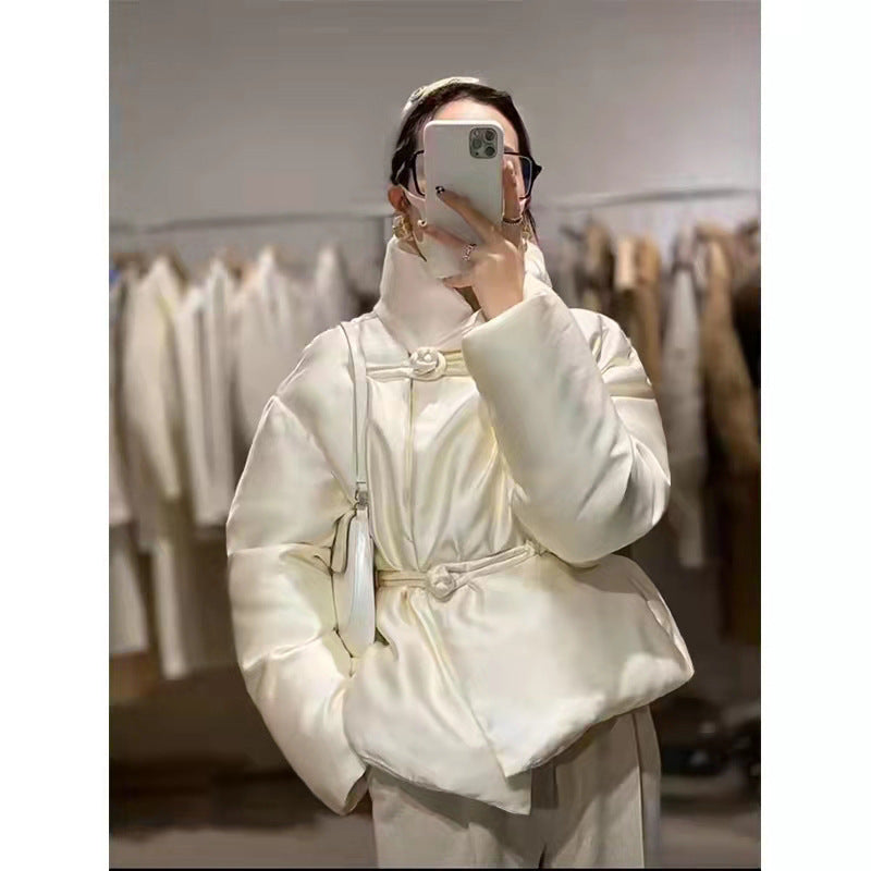 Women’s fashionable and elegant quilted jacket