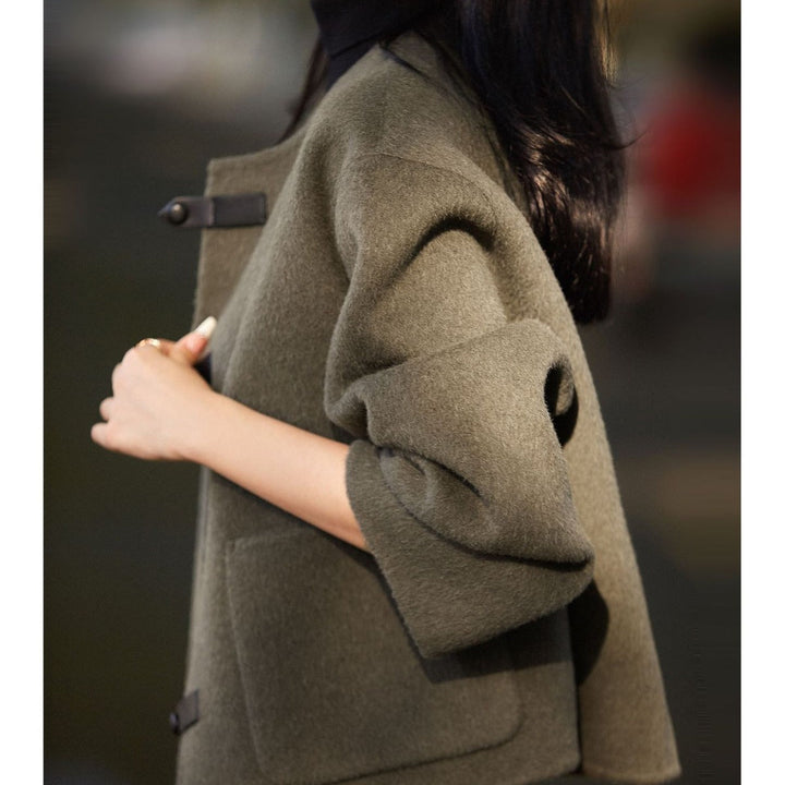 Women Elegant Wool Jacket with Buttons