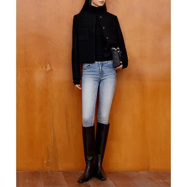 Women modern cropped jacket with elegant buttons