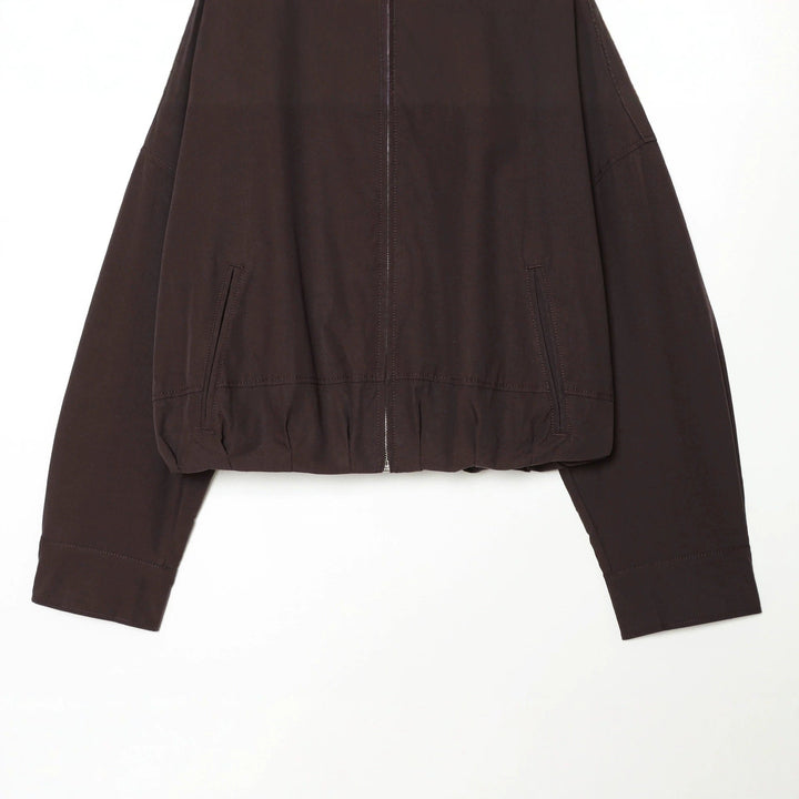 Women’s utilitarian short jacket with zip and shirt collar