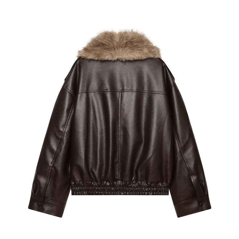Women’s short-cut leather jacket with full fur collar and elastic hem