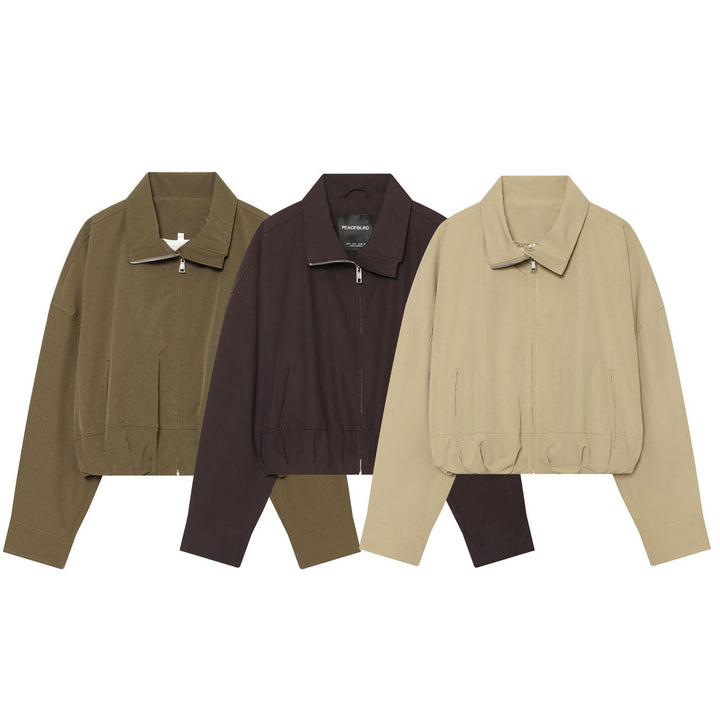 Women’s utilitarian short jacket with zip and shirt collar