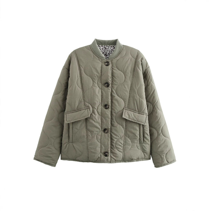 Women Padded Quilted Jacket in Boxy Cut with Round Neckline and Applied Pockets