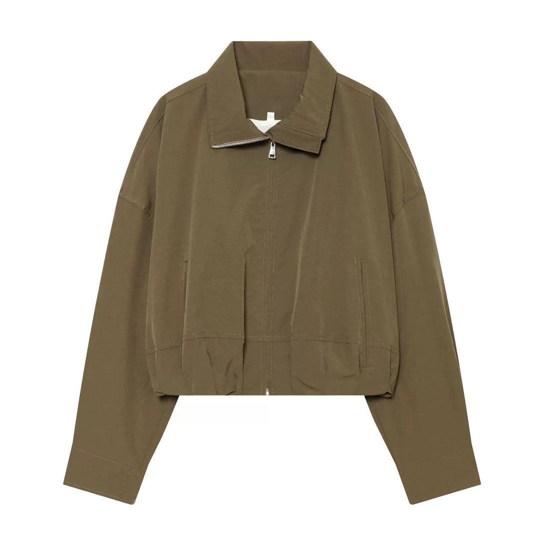 Women’s utilitarian short jacket with zip and shirt collar