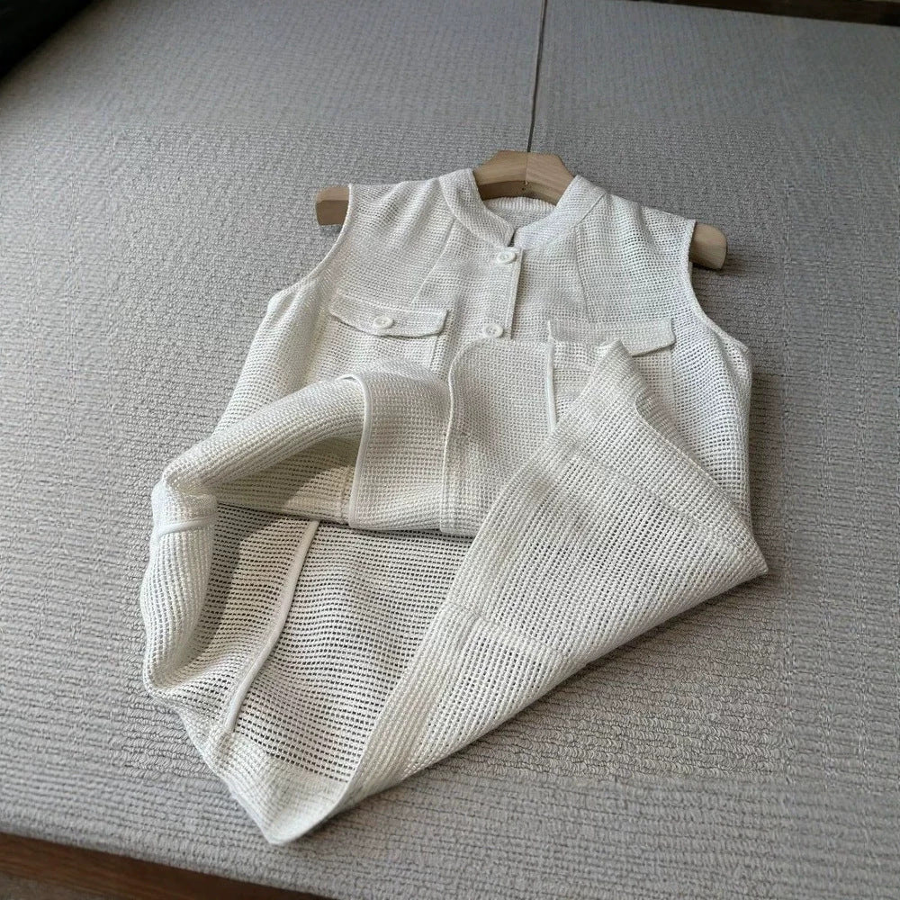 Ladies Fashionable Sleeveless Vest with Pockets