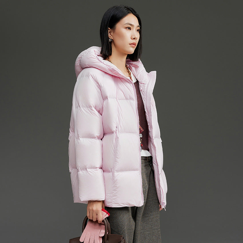 Women short cut boxy quilted jacket with detachable hood and thermo insulation