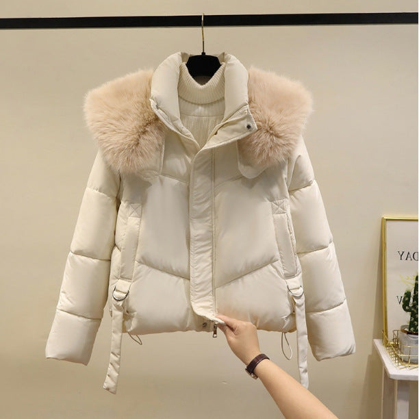 Ladies nano short thermo puffer jacket with detachable faux fur collar, high closing stand-up collar, and drawstring hem