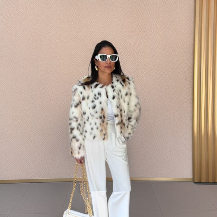 Ladies short fur jacket made of faux fur with leopard print and boxy silhouette