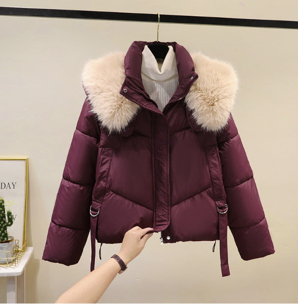 Ladies nano short thermo puffer jacket with detachable faux fur collar, high closing stand-up collar, and drawstring hem