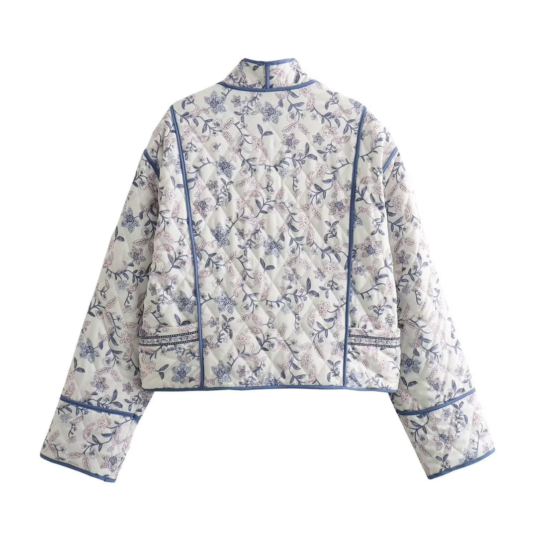 Ladies quilted kimono jacket with floral all-over pattern and contrasting piping