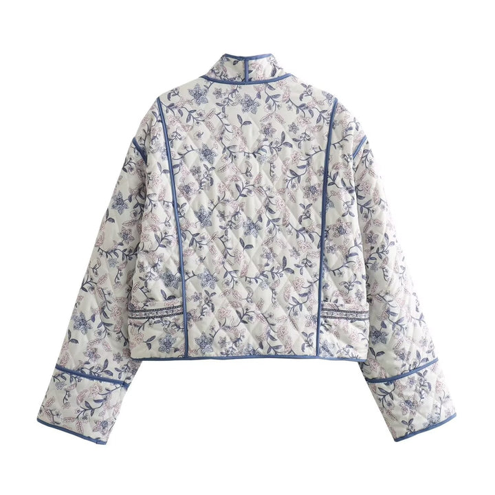 Ladies quilted kimono jacket with floral all-over pattern and contrasting piping
