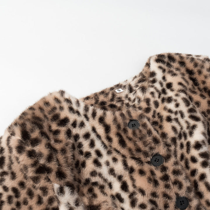 Women Short Faux Fur Jacket with Leopard Print and Round Neck