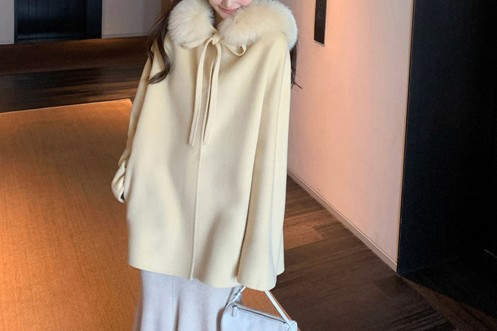 Women Elegant and Warm Transitional Jacket with Fur Trimmed Collar
