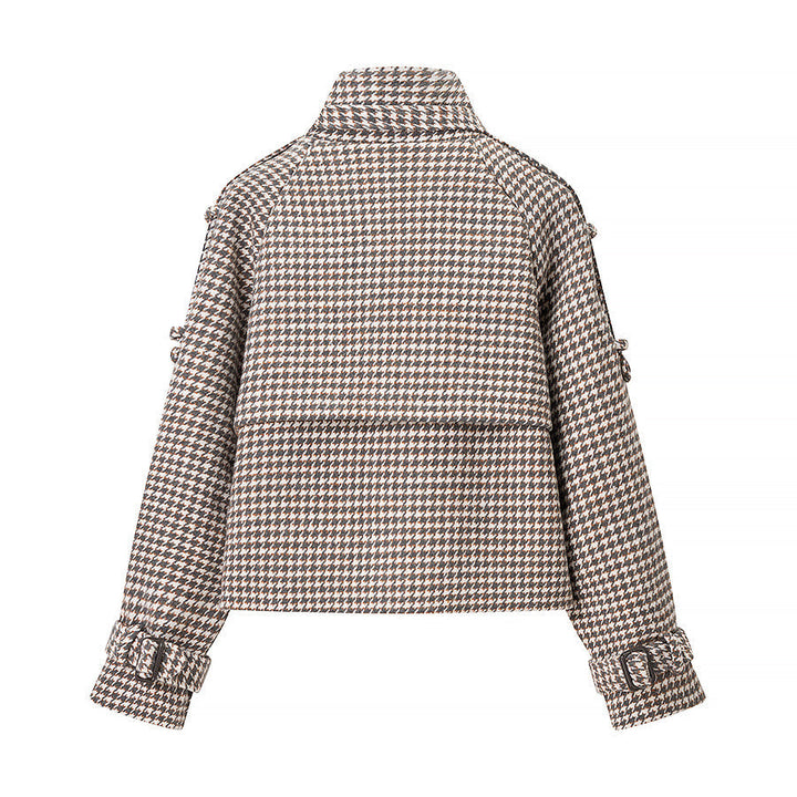Ladies short jacket in houndstooth with stand-up collar, double-breasted and waist details