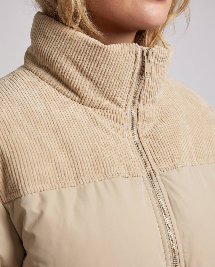 Ladies Fashion Down Jacket with High Collar