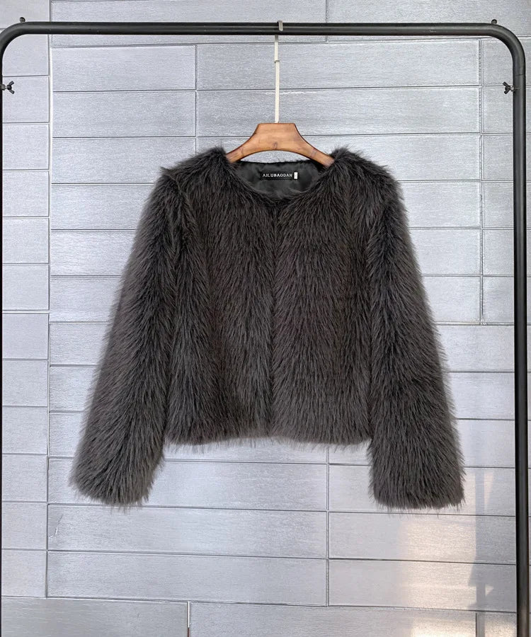 More elegant and versatile winter coat
