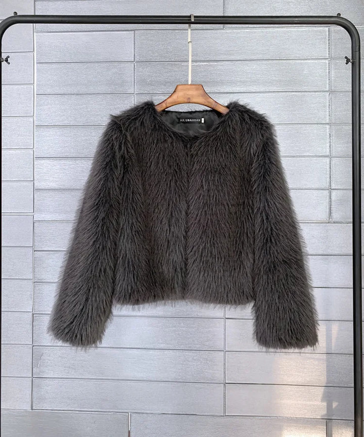 More elegant and versatile winter coat