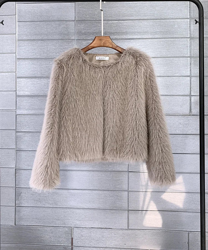 More elegant and versatile winter coat