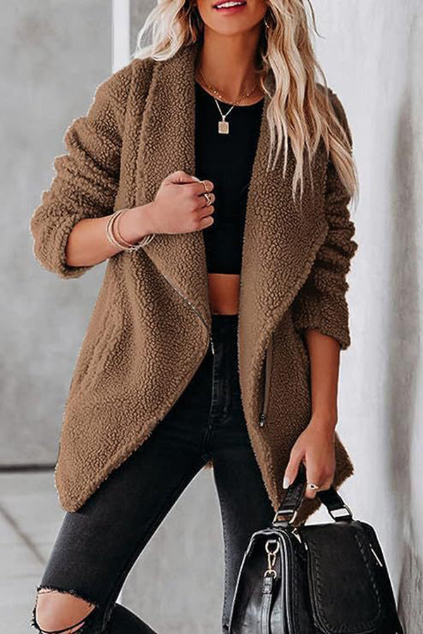 Casual Lamb leather jacket with zipped pockets and boxy suede jacket