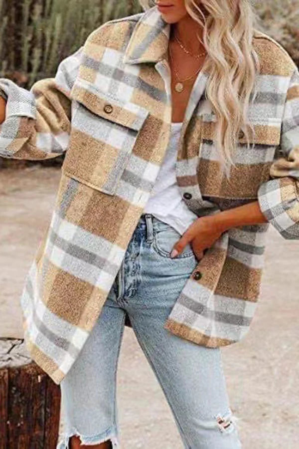 Checkered jacket with pockets for women