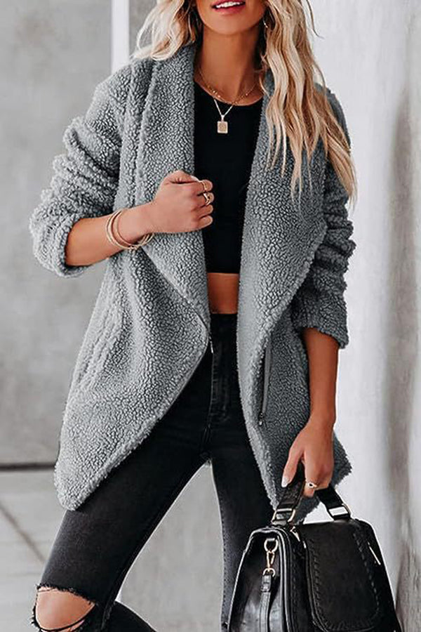 Casual Lamb leather jacket with zipped pockets and boxy suede jacket