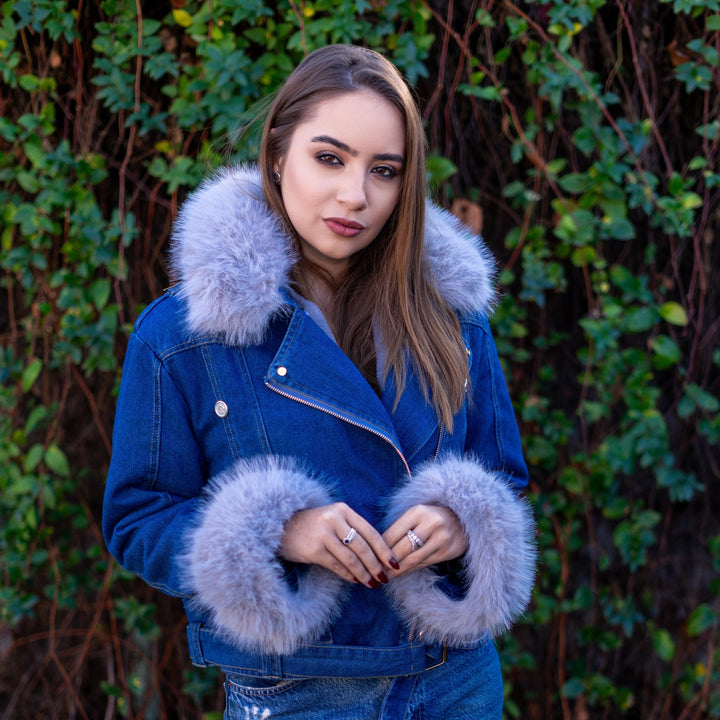 denim jacket with faux Fur collar